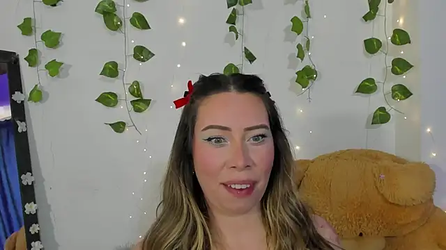 Snapshot of JanneKim chatting on 19, 11, 2025 JanneKim online show from 19, 11, 2025