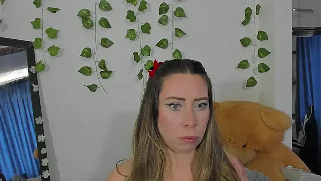 Snapshot of JanneKim chatting on 31, 10, 2025 JanneKim online show from 31, 10, 2025