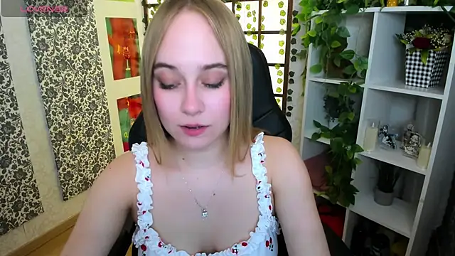 LianaBright online show from 11, 3, 2025