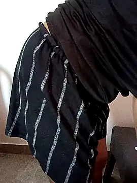 EeshaBhabi online show from 9, 11, 2025