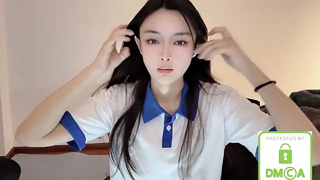 SarahYang online show from 26, 9, 2025