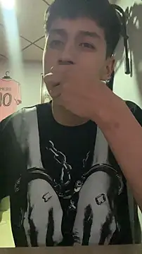 Stiven 017 online show from 13, 3, 2026