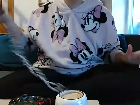 Lauzo21 online show from 8, 10, 2025