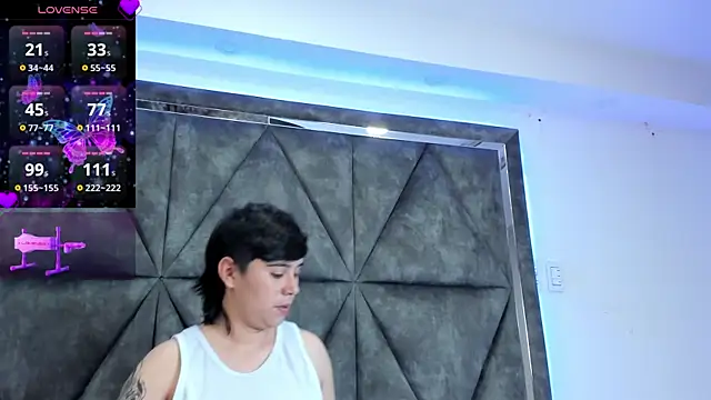 Snapshot of AbbySmiitth_ chatting on 13, 5, 2026 AbbySmiitth online show from 13, 5, 2026
