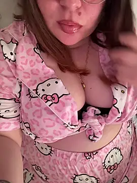 yourcutesarah online show from 24, 5, 2026