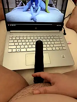 yourcutesarah online show from 22, 10, 2025