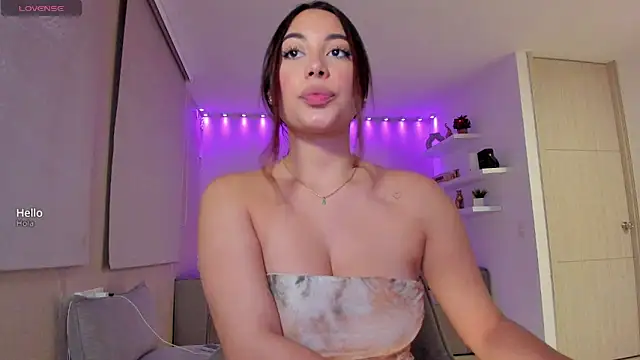 Snapshot of lupejones chatting on 11, 10, 2025 lupejones online show from 11, 10, 2025