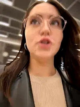 meow girl online show from 18, 11, 2025