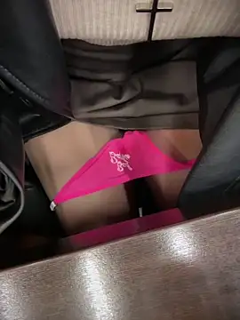 meow girl online show from 30, 10, 2025