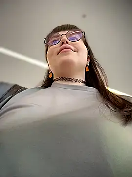Snapshot of meow_girl chatting on 22, 7, 2026 meow girl online show from 22, 7, 2026