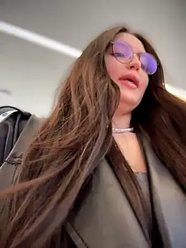 meow girl online show from 1, 4, 2026