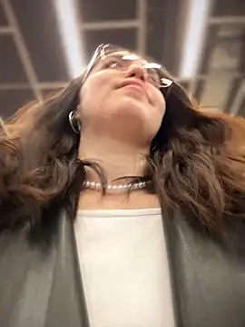 meow girl online show from 2, 12, 2025