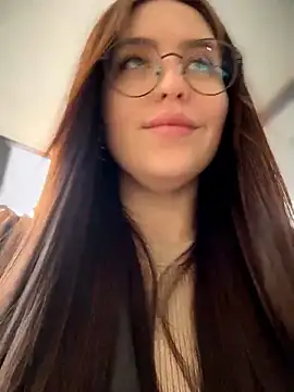 meow girl online show from 18, 4, 2026