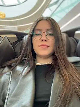 meow girl online show from 25, 3, 2026