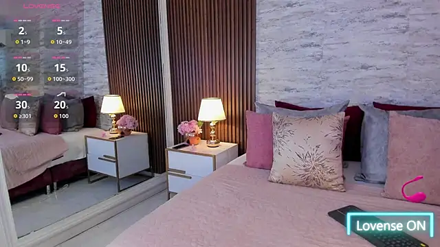 Snapshot of MadisonHunter2024 chatting on 10, 11, 2025 MadisonHunter2024 online show from 10, 11, 2025