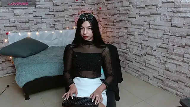 Vanse lust online show from 8, 3, 2025