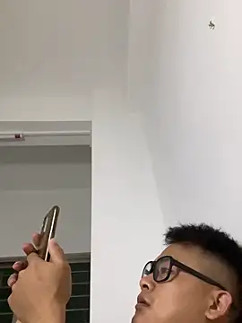 Snapshot of lixiaoshuai8 chatting on 3, 3, 2025 lixiaoshuai8 online show from 3, 3, 2025