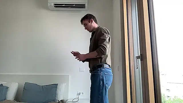 cute mark online show from 1, 7, 2026
