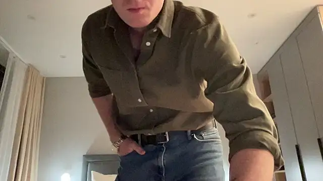 cute mark online show from 1, 11, 2025