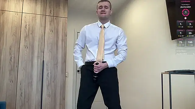 cute mark online show from 6, 3, 2026