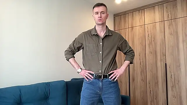 cute mark online show from 17, 4, 2026