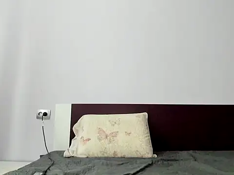 ElektraShine29 online show from 3, 12, 2025