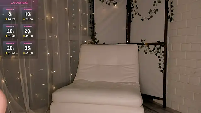 ms elizabethqueen online show from 1, 2, 2025