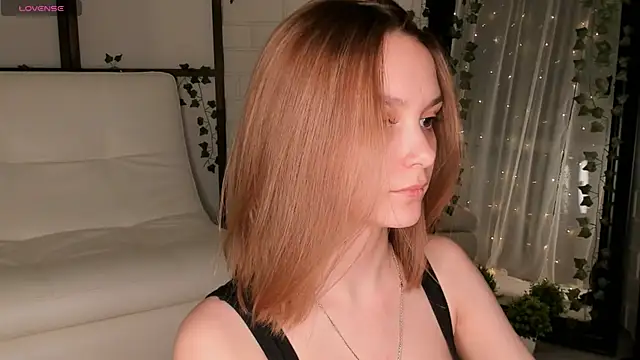 ms elizabethqueen online show from 9, 3, 2025