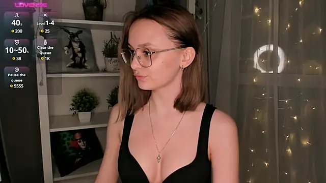 ms elizabethqueen online show from 14, 2, 2025