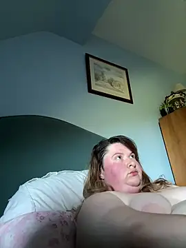 Snapshot of BBW_GoddessK chatting on 24, 5, 2026 BBW GoddessK online show from 24, 5, 2026