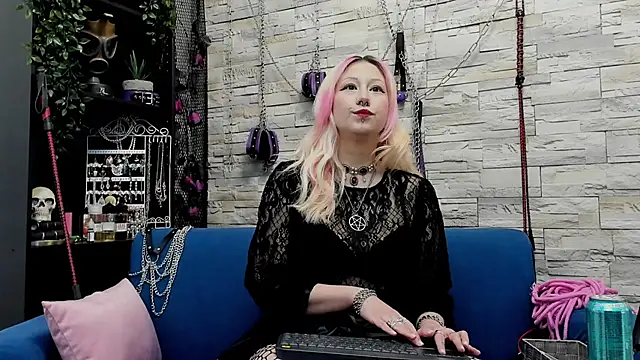 CruelMistress online show from 12, 1, 2025