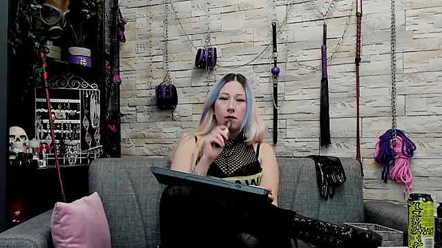 CruelMistress online show from 18, 12, 2025