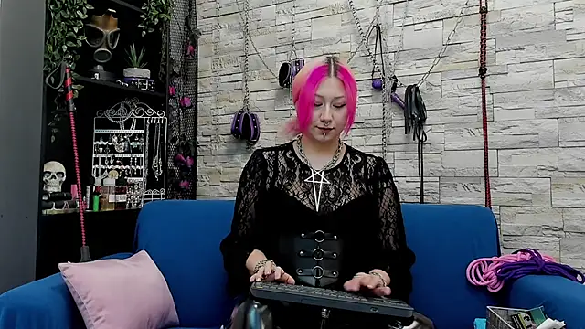CruelMistress online show from 20, 12, 2024