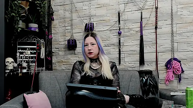 CruelMistress online show from 11, 1, 2026