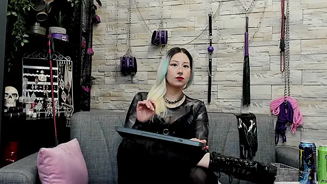 CruelMistress online show from 19, 3, 2026