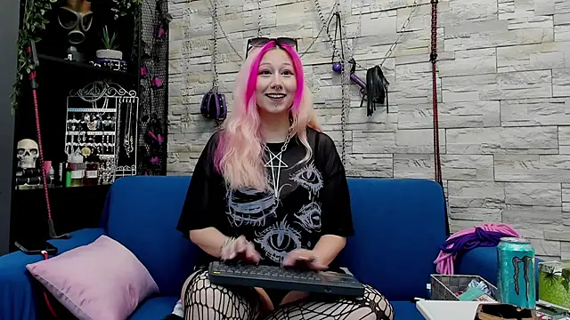 CruelMistress online show from 18, 12, 2024