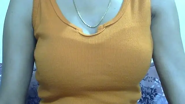 Snapshot of _FluffyHxney_ chatting on 30, 5, 2026 FluffyHxney online show from 30, 5, 2026