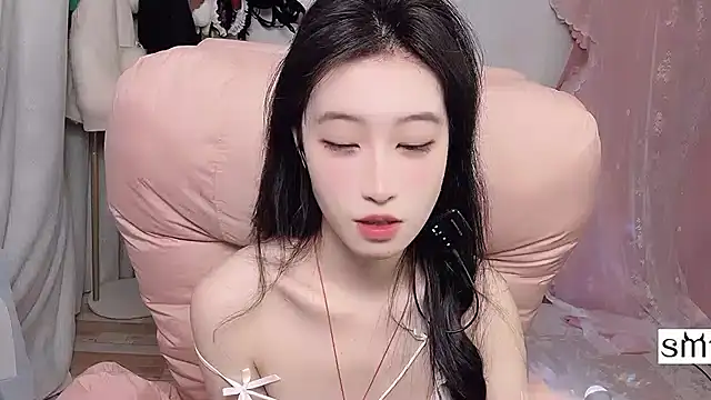 JennieKim RoseannePark online show from 25, 1, 2025