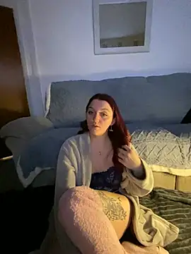 Stoner BarbieXX online show from 13, 2, 2025
