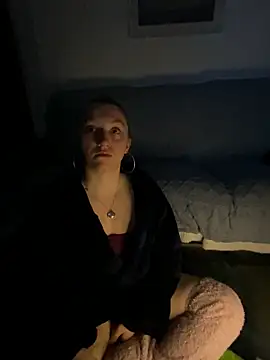 Stoner BarbieXX online show from 4, 3, 2026