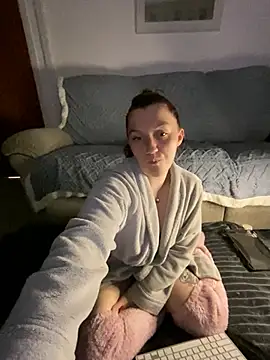 Stoner BarbieXX online show from 16, 2, 2025