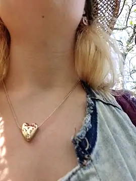 Snapshot of Public_Katrisha chatting on 21, 10, 2025 Public Katrisha online show from 21, 10, 2025