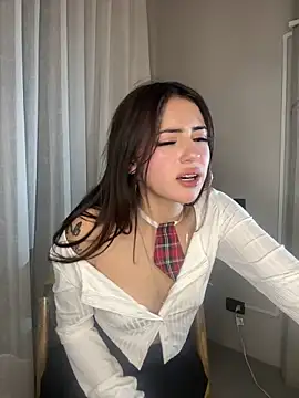 myeimmy 33 online show from 1, 1, 2025