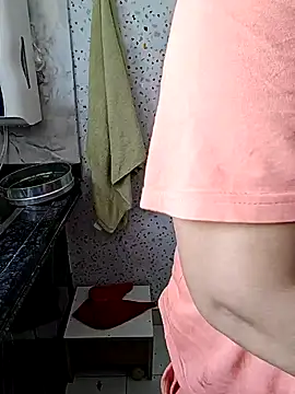Snapshot of milf-kaira chatting on 22, 1, 2025 milf-kaira online show from 22, 1, 2025
