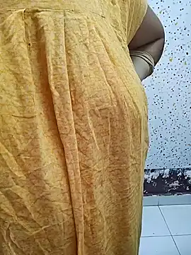Snapshot of milf-kaira chatting on 10, 1, 2025 milf-kaira online show from 10, 1, 2025