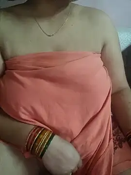 Snapshot of milf-kaira chatting on 31, 10, 2025 milf-kaira online show from 31, 10, 2025