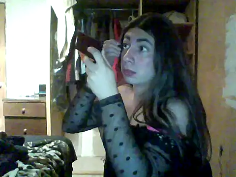 Snapshot of Yasmin_Paez99 chatting on 8, 11, 2025 Yasmin Paez99 online show from 8, 11, 2025