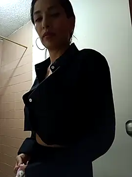chloewildd  online show from 5, 4, 2026
