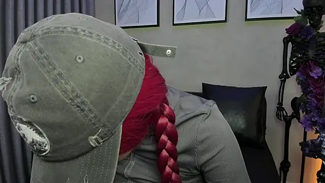 Morgan Hilll  online show from 19, 10, 2025