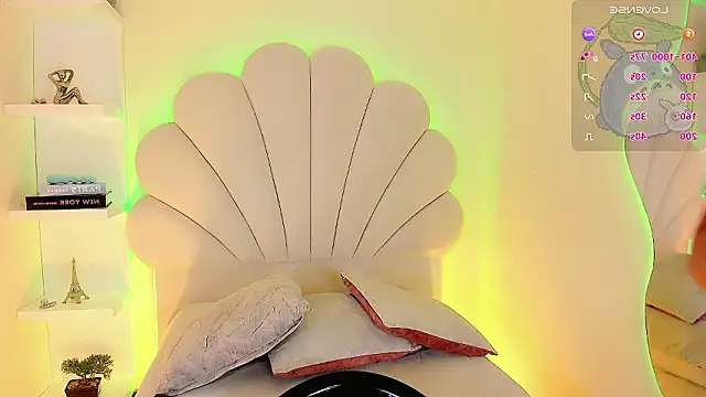 ValentinaMarinn online show from 9, 3, 2026